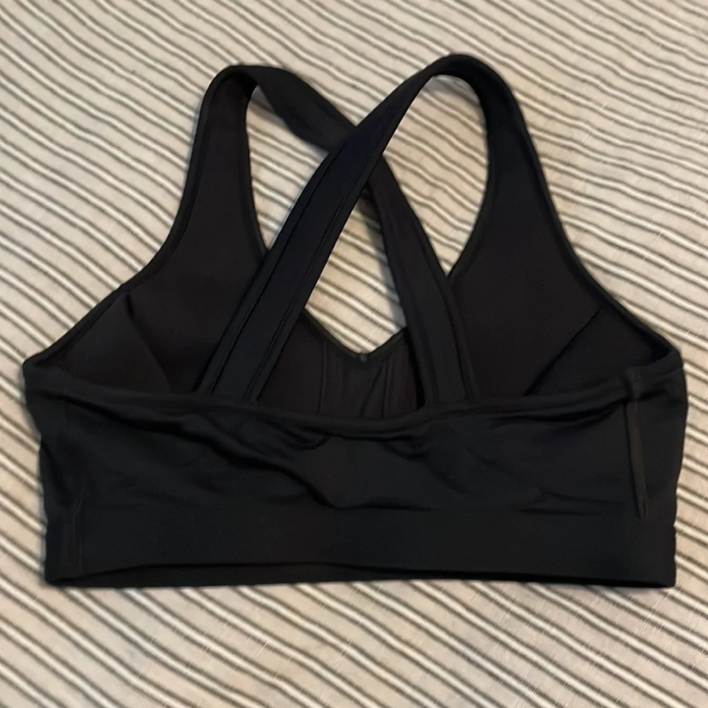 Under Armour Sports Bra - Picture 2 of 5